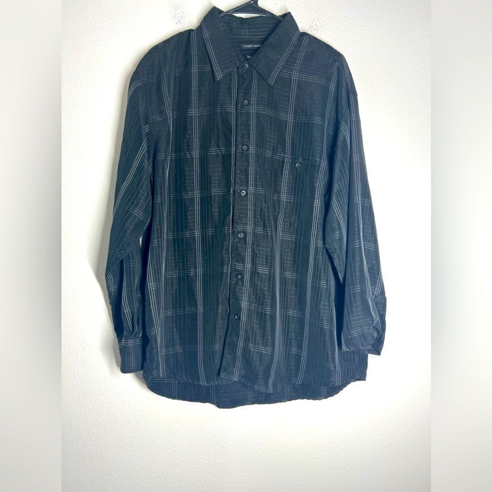 Haggar Luxury Microfibres Plaid Men’s Button Down Shirt Black White Size XL